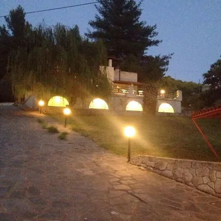 Garden House Aya Paraskevi